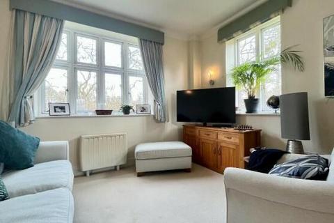 2 bedroom apartment for sale, Elizabeth Drive