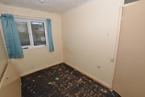 undefined, Lon Las, St. Clears, Carmarthen