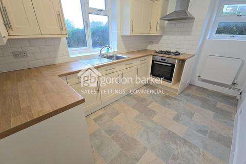 3 bedroom semi-detached house to rent, Salisbury Road, Burton BH23