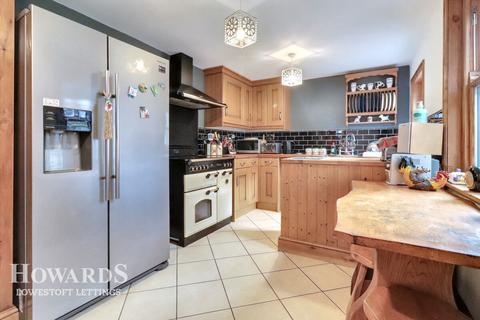 undefined, London Road, Lowestoft