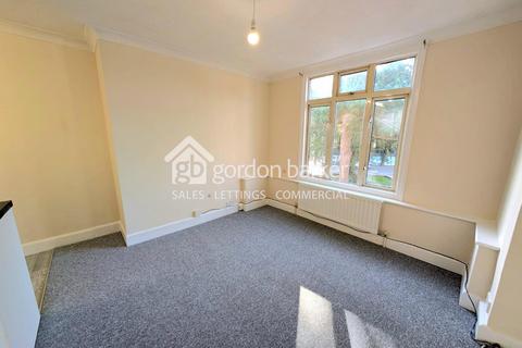 1 bedroom flat to rent, The Crescent, Bournemouth BH1