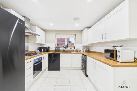 3 bedroom detached house for sale, Paterson Drive, Stafford ST16