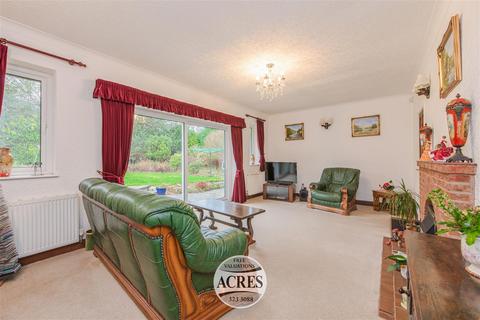 4 bedroom detached bungalow for sale, Waters Drive, Four Oaks