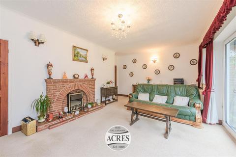 4 bedroom detached bungalow for sale, Waters Drive, Four Oaks