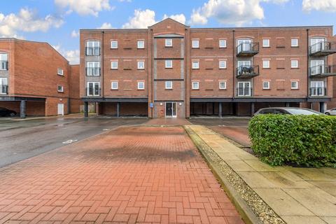 2 bedroom flat for sale, Lulworth Place, Warrington, WA4