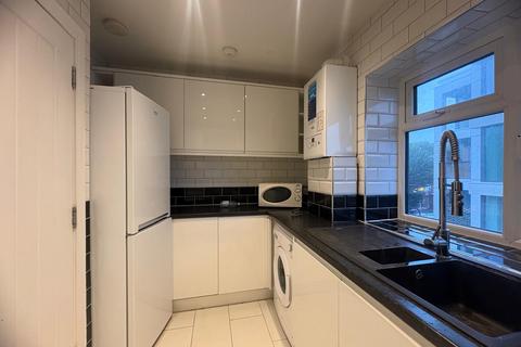 undefined, Staines Road, Hounslow TW3