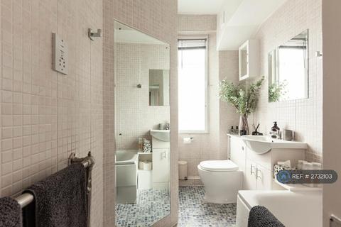 undefined, Endsleigh Court, London, WC1H