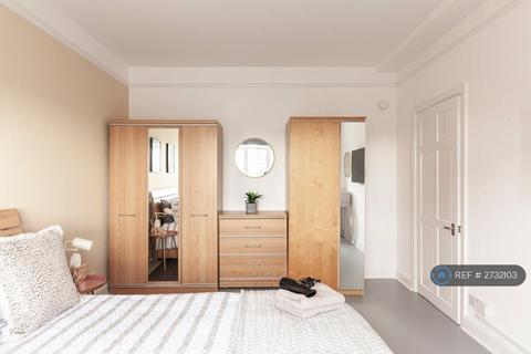 undefined, Endsleigh Court, London, WC1H