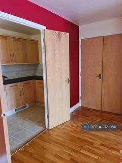 2 bedroom flat to rent, Scotney Gardens, Maidstone, ME16