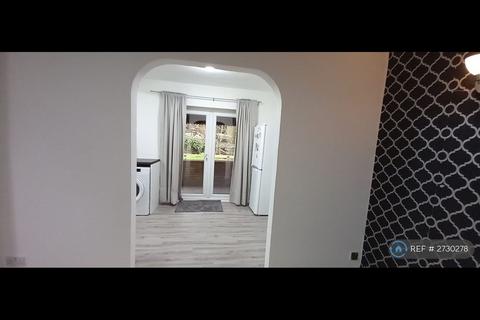undefined, Canonsleigh Road, Dagenham, RM9