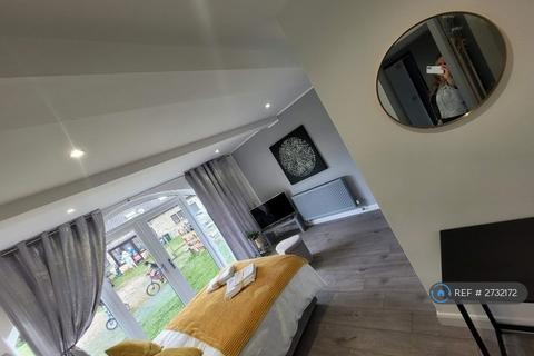 undefined, Brow Road, Huddersfield, HD1