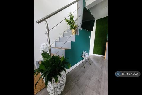 undefined, Brow Road, Huddersfield, HD1