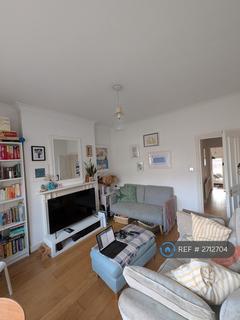 2 bedroom flat to rent, Agincourt Road, London, NW3