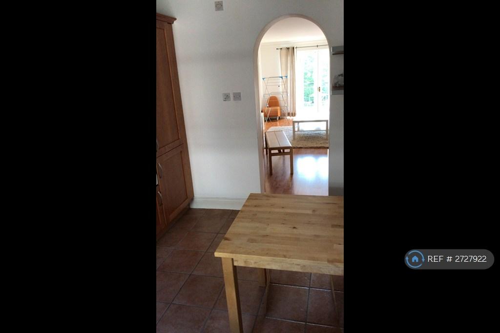 Kitchen, Common Room
