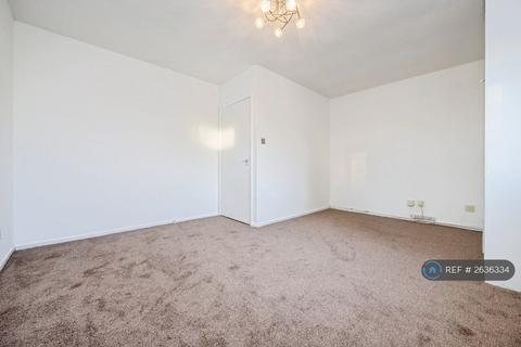undefined, Quilter Close, Luton, LU3