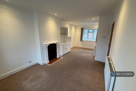 1 bedroom flat to rent, Byng Drive, Potters Bar, EN6