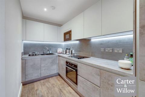1 bedroom apartment for sale, Teal Point, 8 Drydock Square, Essex