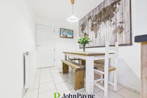 3 bedroom terraced house to rent, Abercorn Road, Chaplefields, Coventry, CV5