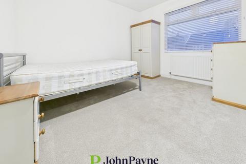 3 bedroom terraced house to rent, Abercorn Road, Chaplefields, Coventry, CV5