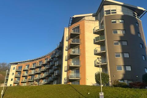 2 bedroom flat to rent, Barrier Road, Chatham ME4