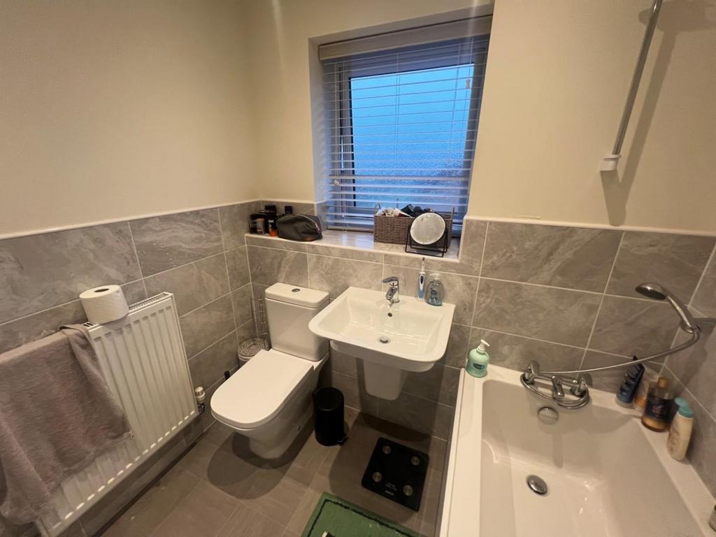 Family bathroom