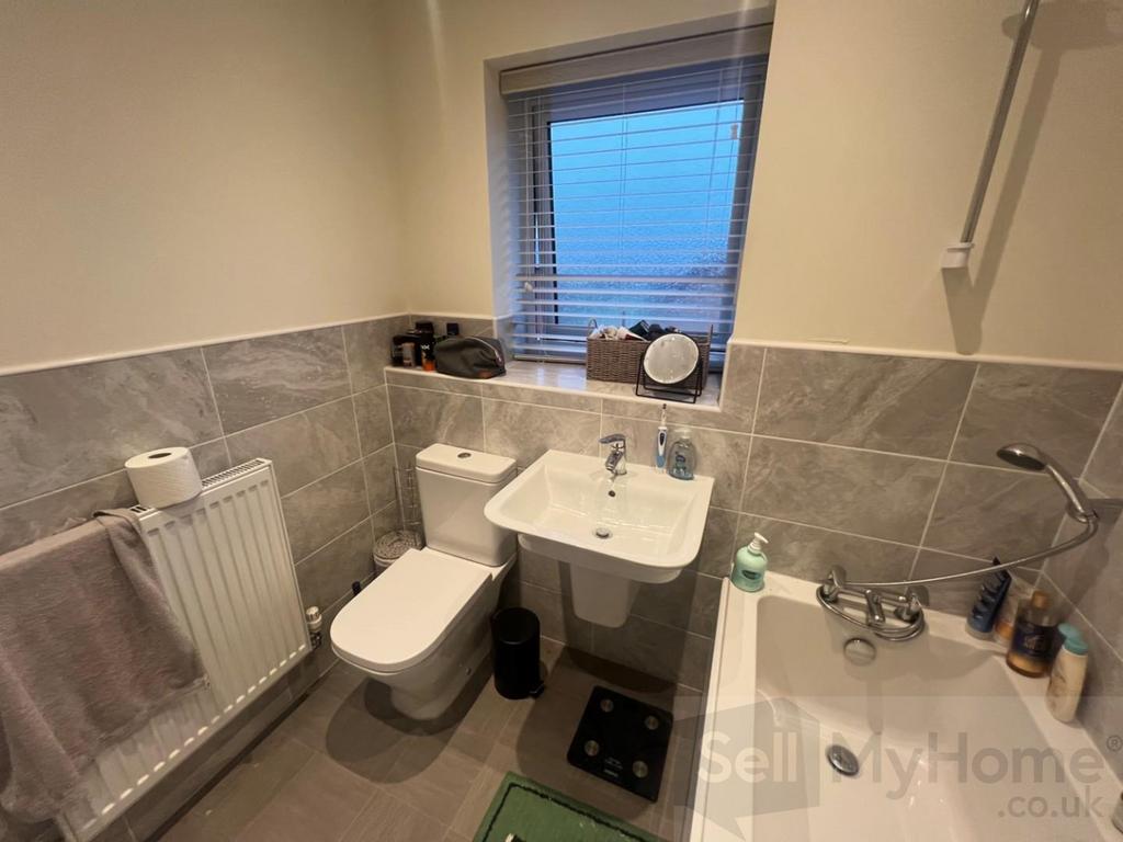Family bathroom