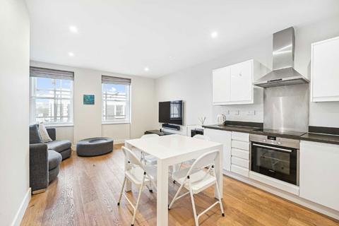 1 bedroom flat to rent, Tournay Road, London SW6