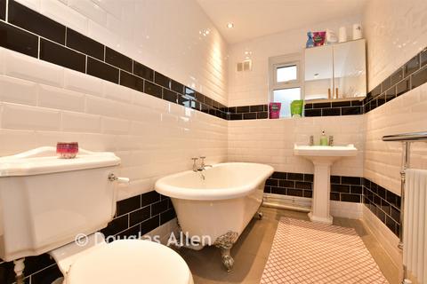 4 bedroom semi-detached house for sale, Hall Road, Chadwell Heath RM6