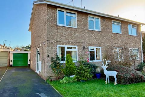 undefined, Garrard Close, Evesham WR11