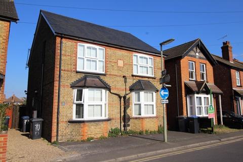 Hummer Road, Surrey TW20