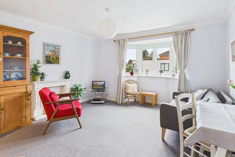 2 bedroom flat for sale, Burling Court, Cambridge, Cambridgeshire