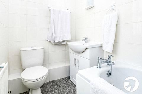 2 bedroom duplex to rent, Maidstone Road, Chatham, Kent, ME4