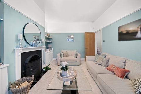 4 bedroom terraced house for sale, Ingatestone Road, Woodford Green, IG8