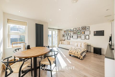 2 bedroom apartment for sale, High Street, Ongar, CM5