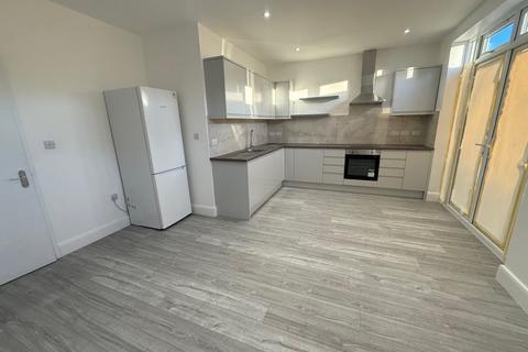 undefined, Ecclesbourne Gardens, Palmers Green