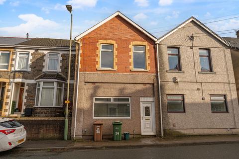 4 bedroom terraced house for sale, Maindee Road, Ynysddu, NP11