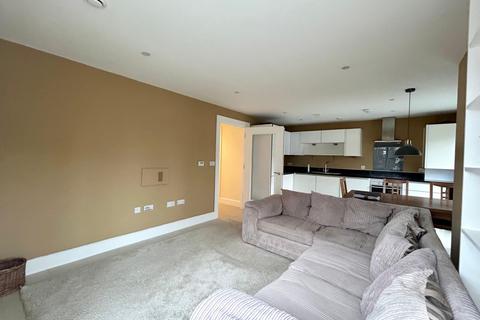 2 bedroom flat to rent, Sambroke Square, Barnet EN4