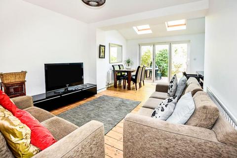 1 bedroom flat to rent, Berrylands, Raynes Park SW20