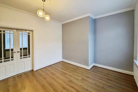4 bedroom terraced house for sale, Roger Street, Durham DH8