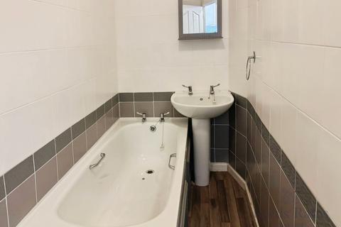 4 bedroom terraced house for sale, Roger Street, Durham DH8