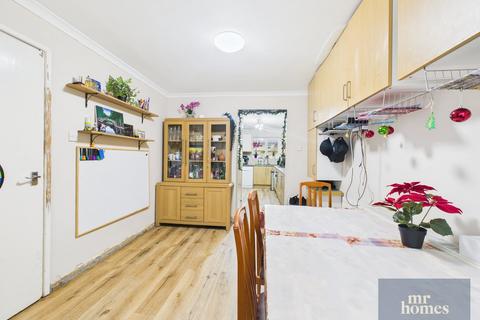 4 bedroom townhouse for sale, Heddfan North, Pentwyn, Cardiff, CF23