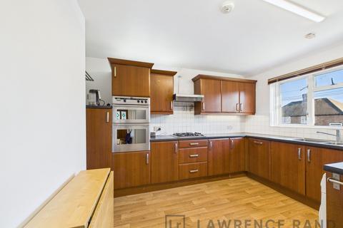 2 bedroom apartment to rent, Harvey Road, Northolt, UB5