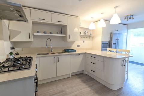 3 bedroom terraced house for sale, Rea Way, Worcester WR2