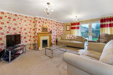 3 bedroom semi-detached house for sale, Manor Road, Hurworth Place, Darlington