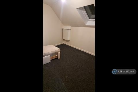2 bedroom flat to rent, Spalding Road, Gosberton, Spalding, PE11