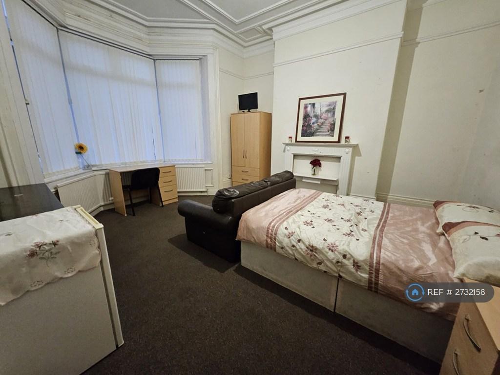 Kingsize Room £480 Can Do £450 Now