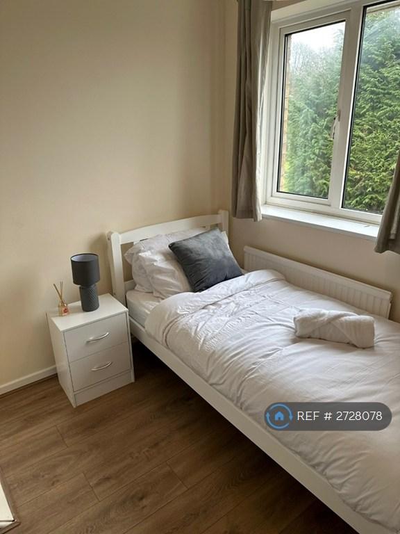 Single Bedroom