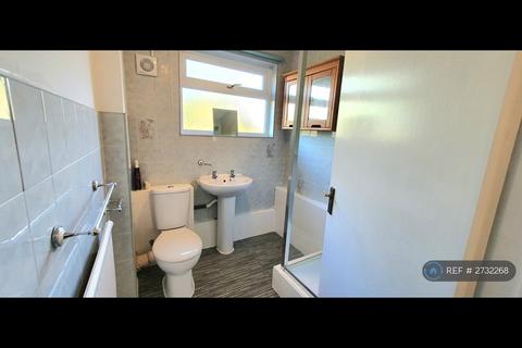4 bedroom semi-detached house to rent, Ham Park Road, London, E7