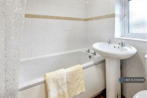 undefined, Ravenwood, Oldham, OL9
