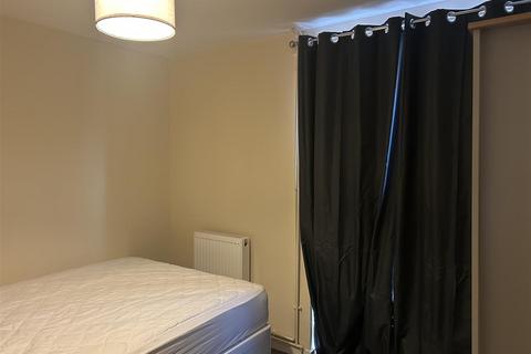 undefined, Room 2, Canterbury Way, Stevenage, Hertfordshire